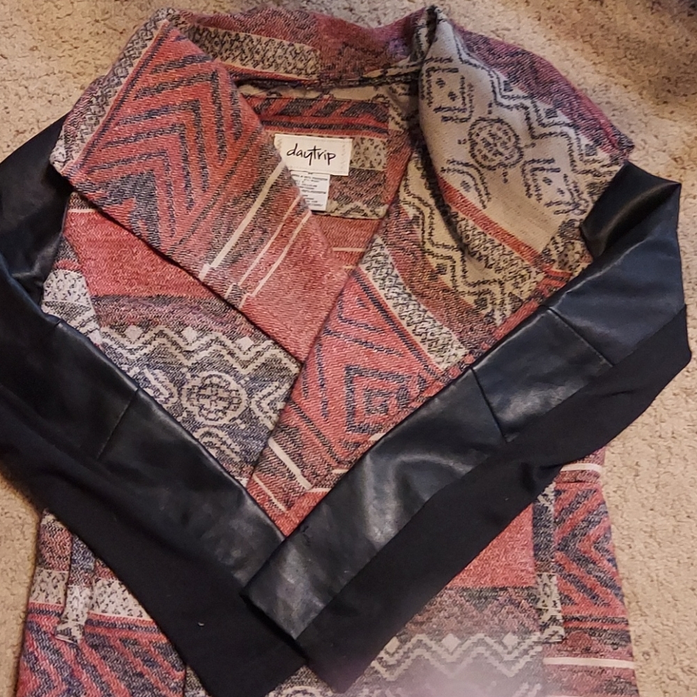 Like new trendy jacket.